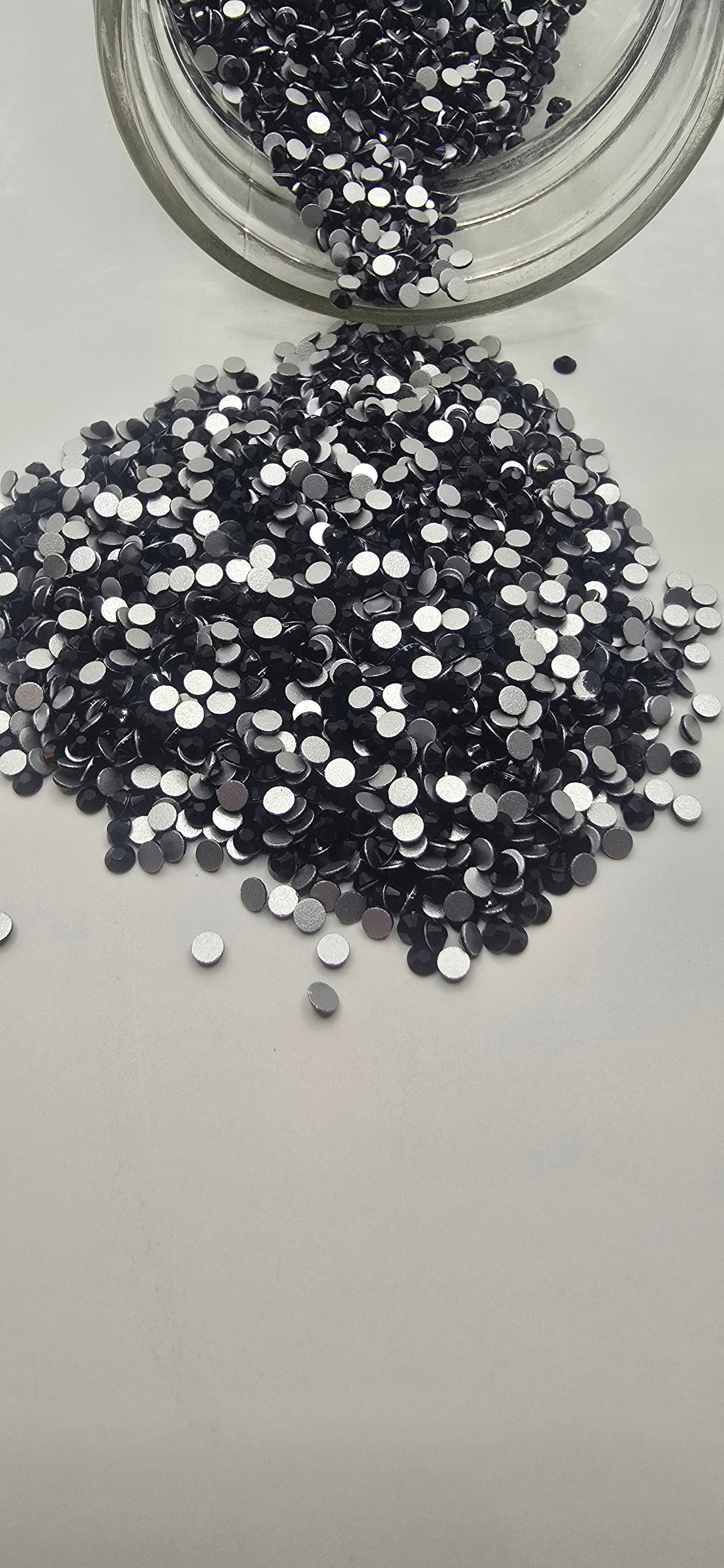 Black Glass Rhinestone