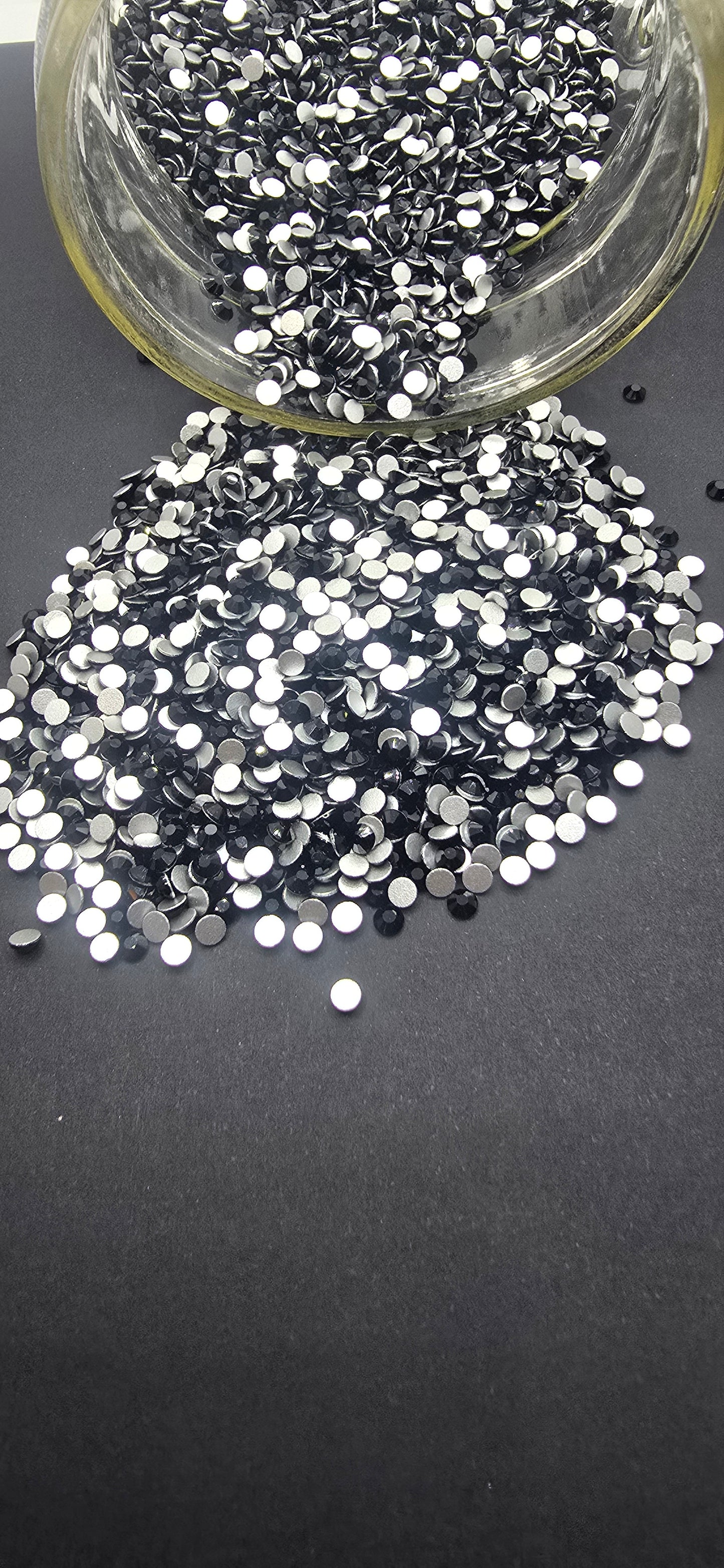Black Glass Rhinestone
